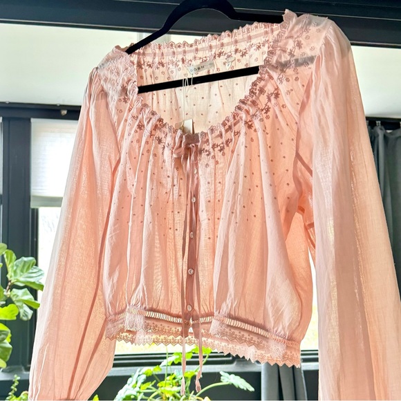 ✨💋SOLD💋 🌸🎀DÔEN ‘Maeve’ Organic Cotton Scalloped Edged Long Sleeve Top M✨ - Picture 3 of 16